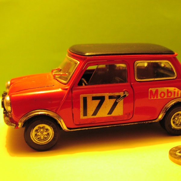 Modele n130/130 des miniatures de mini