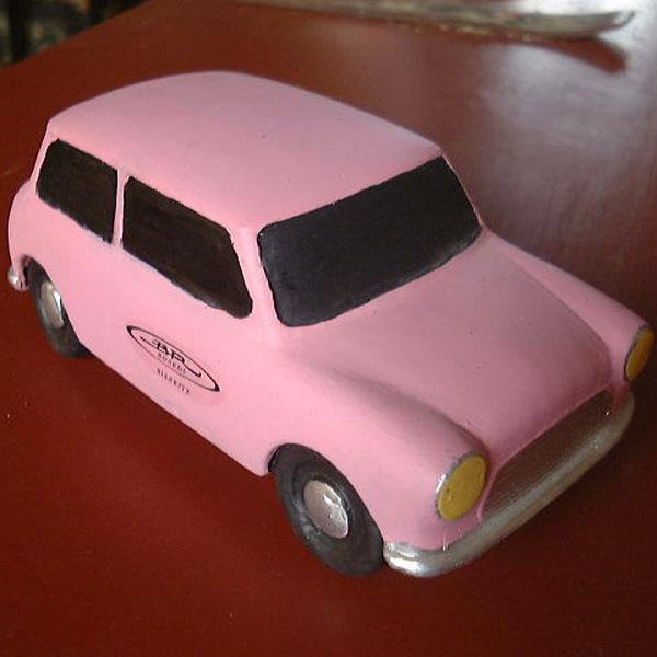 Modele n64/130 des miniatures de mini